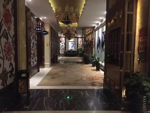 平湖哪个ktv荤的妹子质量好